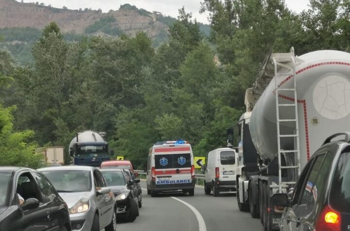 Udes kod Bijelog Polja: Šest povređenih u lančanom sudaru, intervenisale hitne službe