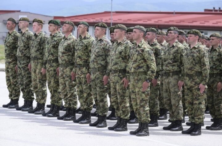 VOJSKA SRBIJE POKAZUJE MOĆ: Na Pešter stižu migovi-29, tenkovi, dronovi i novo naoružanje