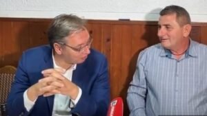 VUČIĆ: Morao sam da probam rakiju 'Krševaču' kod druga Balanovića