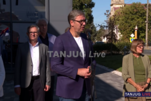 VUČIĆ OBILAZI ZAPADNOBAČKI OKRUG: Predsednik najavio nove puteve u Odžacima