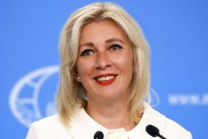 "ZELENSKI JE MENTALNO OBOLELI TERORISTA!" Zaharova BRUTALNO udarila na ukrajinskog predsednika, nije štedela reči!