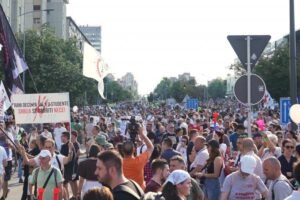BLOKADERSKI UŽAS: Nasilnici, ženomrsci i primitivci predvode krizni štab kandidata Studentske liste iz Niša