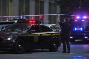 Četiri osobe ubijene u pucnjavi u školi u Oregonu