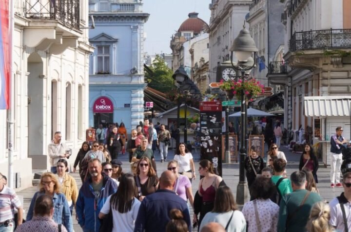 DANAS 28 STEPENI, A ONDA PREOKRET: Evo kada stižu kiša i zahlađenje u Srbiju!