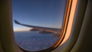 DRAMA NA NEBU: Avion prinudno sleteo, mladoj sportskoj zvezdi POZLILO TOKOM LETA