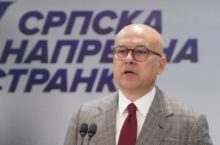 GOSPODO BLOKADERI, JESTE LI TO OBEĆALI PREDAJU KOSOVA?! Predstavnik 'Studentske liste' priznao prave namere o južnoj srpskoj pokrajini, lider SNS Vuče