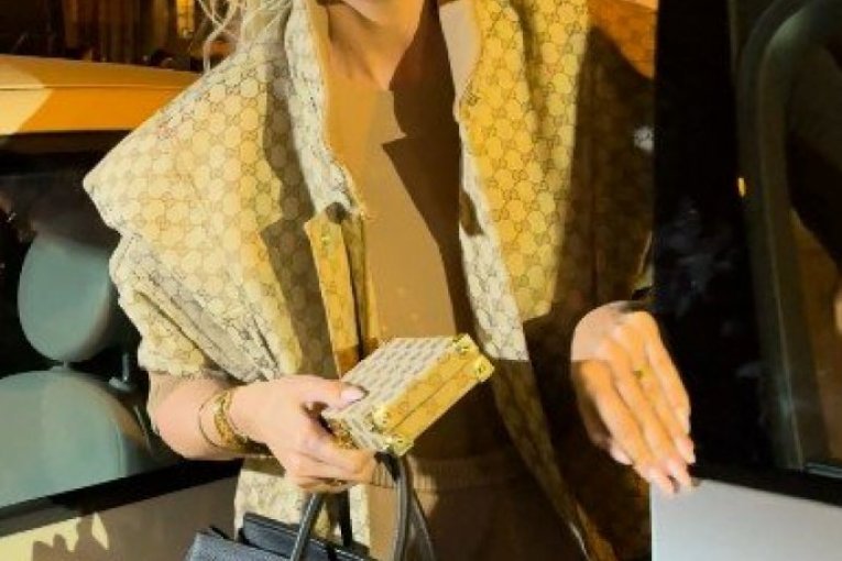 Jelena Karleuša, pevačica
