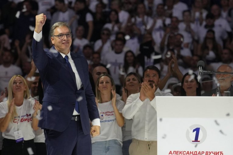 "NE DAM IM DA SRUŠE SRBIJU"! ALEKSANDAR VUČIĆ VEČERAS U ĆIRILICI OD 21 ČAS!