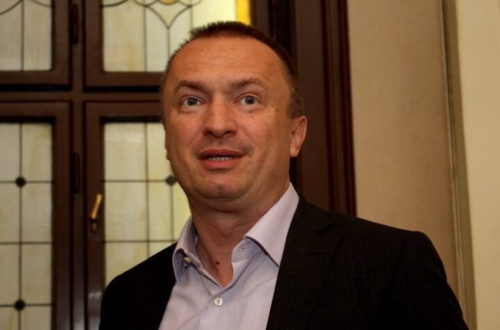 OTKRIVAMO: Pajtić zbog narkotika završio bez svesti u bolnici – kako je zataškan skandal šefa blokaderske liste!
