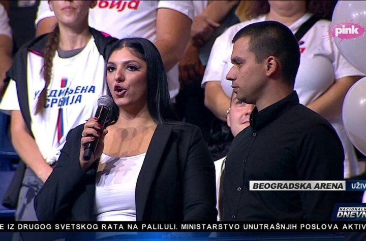 "OVE GODINE SMO DOBILI KLJUČEVE OD NAŠEG PRVOG STANA, TO NE BISMO MOGLI SAMI" Mladi bračni par sa skupa liste "Ujedinjena Srbija" poslao jasnu poruku