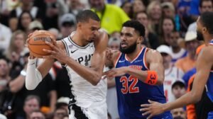 PANIKA U GOLDEN STEJTU! NBA zvezda van stroja zbog MISTERIOZNE BOLESTI, a Stiv Ker nema odgovore: POTS SINDROM ponovo unosi strah