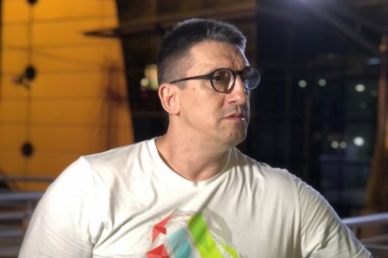POLICIJI NALOŽENO DA PRIBAVI DOKAZE PROTIV KRISTIJANA GOLUBOVIĆA ZBOG PREBIJANJA ŽENE! Traže se snimci sa kamera, a ovo će biti KLJUČNO za slučaj!