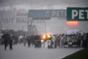 Potop, grmljavina i haos u Maleziji – odložen start trke Formule 1!