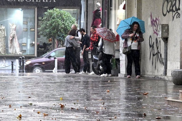 TEMPERATURNI ŠOK U SRBIJI: Od mraza do letnjih temperatura - a evo kog datuma stiže POTOP!