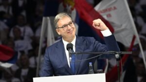 UJEDINJENI ZA SRBIJU! VIDIMO SE U KRAGUJEVCU! Vučić objavio MOĆAN poziv za sutrašnji skup: Vi ste garant slobodne, samostalne i nezavisne srpske polit
