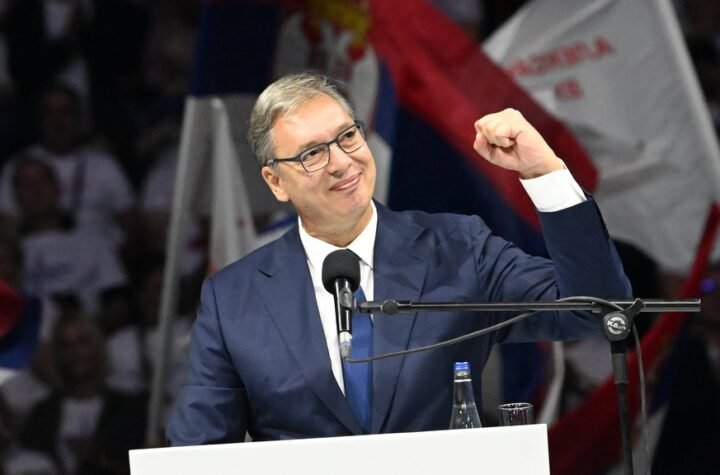 UJEDINJENI ZA SRBIJU! VIDIMO SE U KRAGUJEVCU! Vučić objavio MOĆAN poziv za sutrašnji skup: Vi ste garant slobodne, samostalne i nezavisne srpske polit