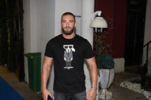 VELIKI POVRATAK MENSURA AJDARPAŠIĆA NAKON MOMENTALNE DISKVALIFIKACIJE! Ovo će vas zakucati za ekrane, EVO GDE ĆEMO GA GLEDATI!
