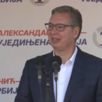 VUČIĆ U LESKOVCU! Dočekao ga ogroman broj ljudi, ori se "Aco Srbine"!