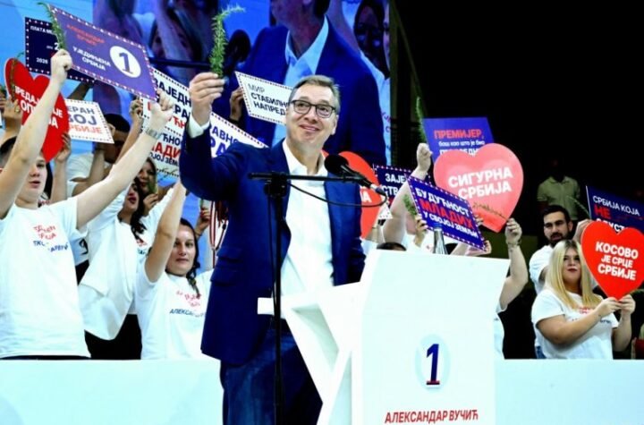 Vučić 25 miliona evra za zdravstvo u Lazarevcu
