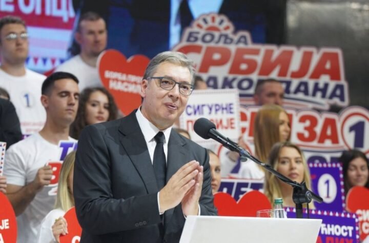 Vučić: Besplatni zubari mamografi i prenatalni testovi