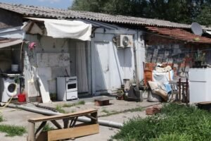 ŽIVOT U ZONI PREŽIVLJAVANJA: Porodice koje društvo ne vidi