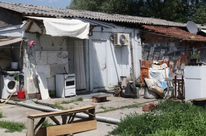 ŽIVOT U ZONI PREŽIVLJAVANJA: Porodice koje društvo ne vidi